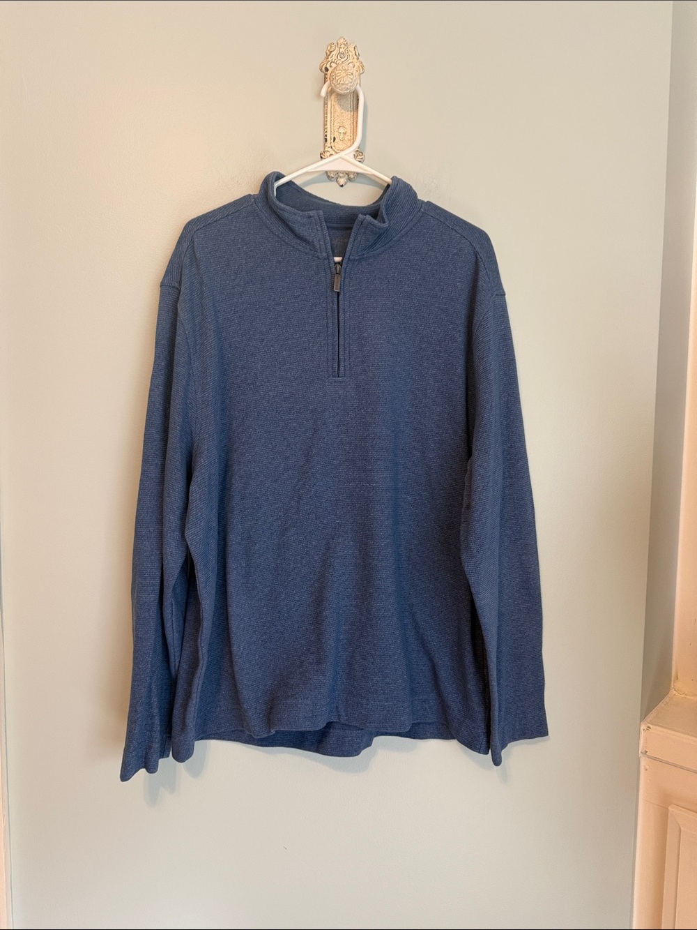 Van Heusen Pull Over - Picture 1 of 4